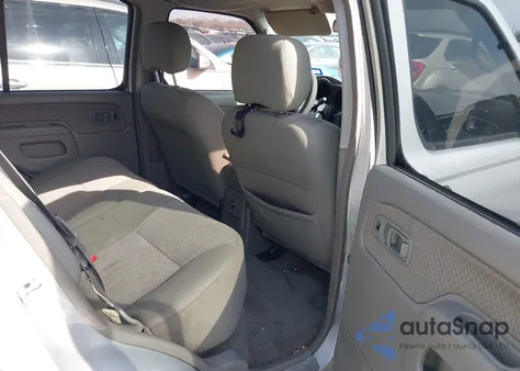 2004 Nissan Xterra Xe z USA, uszkodzony, nr VIN 5N1ED28T84C625363